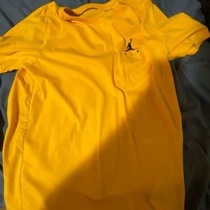 Air Jordan Yellow t-shirt